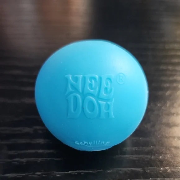 NeeDoh Stress Ball - Bright Blue - Picture 1 of 3